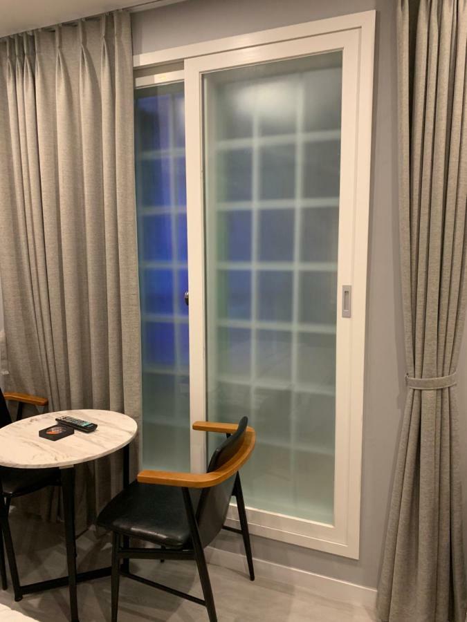 Hotel Palace Pohang Bagian luar foto