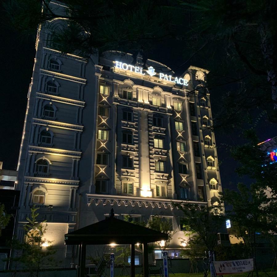 Hotel Palace Pohang Bagian luar foto